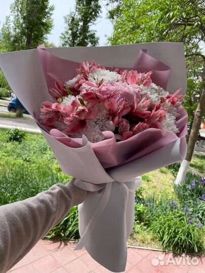 Букеты к последнему звонку/Шары гелиевые/Доставка