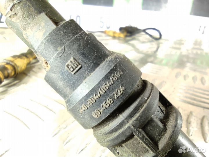 Датчик ABS задний левый Opel Omega B