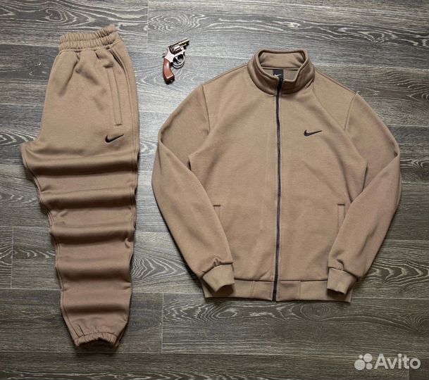 Спортивный костюм nike