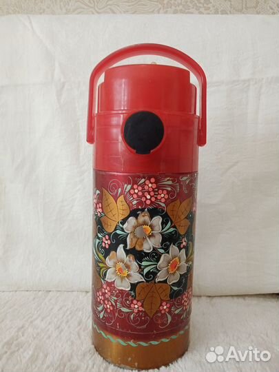 Продам термос 3 литра с помпой