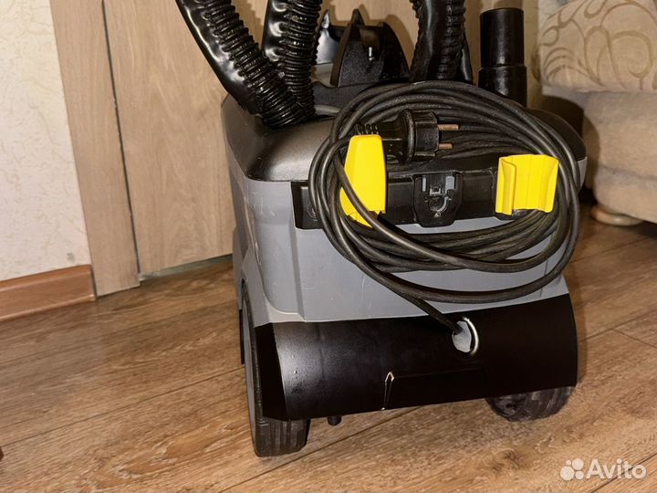 Пылесос Karcher puzzi 10/1