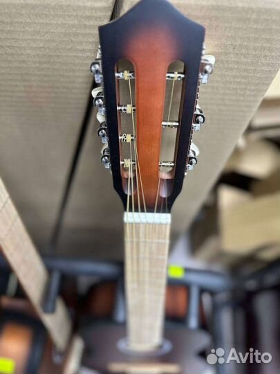 Акустическая гитара 7 струнная