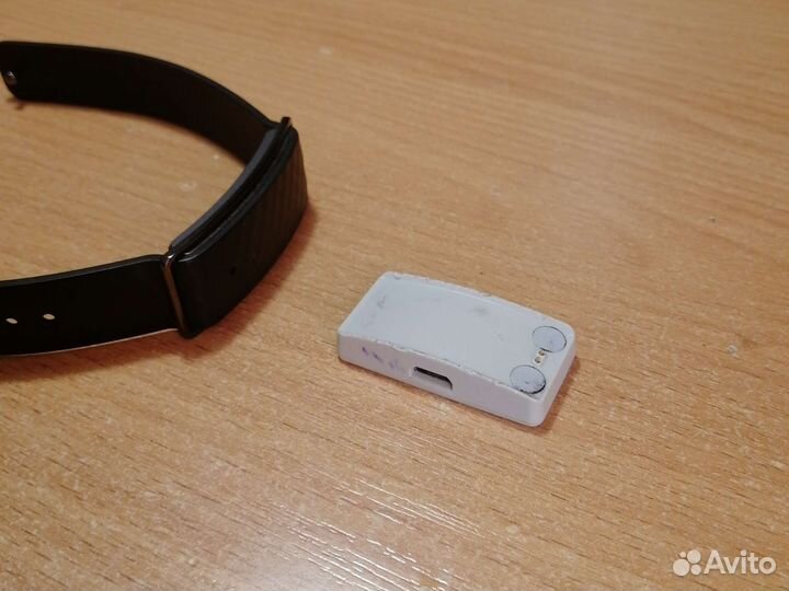 Фитнес браслет honor band a1