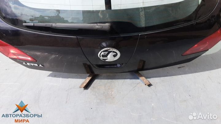 Крышка багажника (дверь 3-5) Opel Astra J 2010