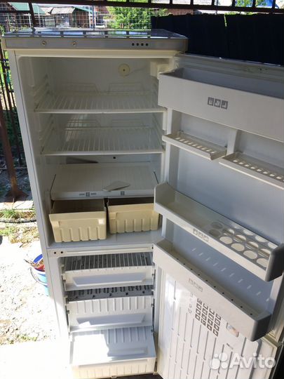 Холодильник stinol