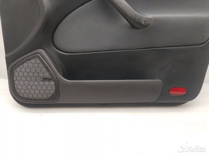 Обшивка двери передняя правая Skoda Octavia A4 BCA