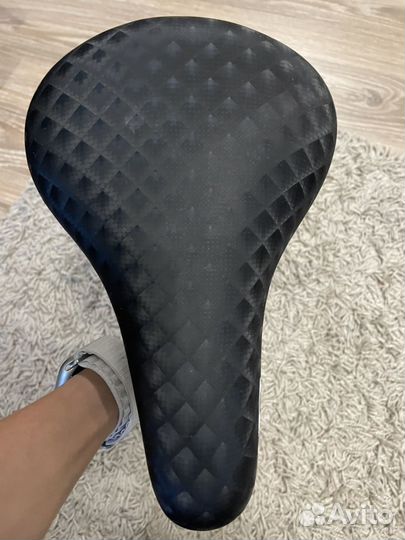 Седло на bmx но пойдет и на обычный велосипед