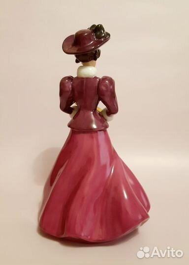 Фарфоровая фигурка Barbie Hallmark 1996