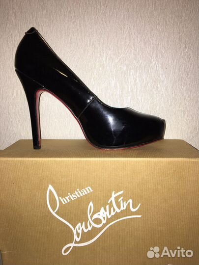 Туфли Hrisrian Louboutin