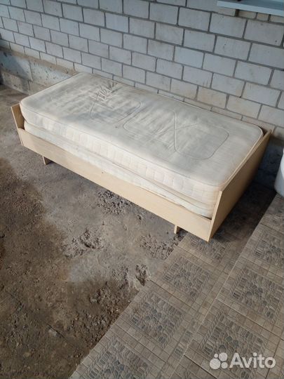 Спальный гарнитур бу