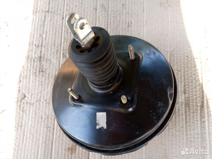 Вакуумный усилитель Toyota Corolla e120