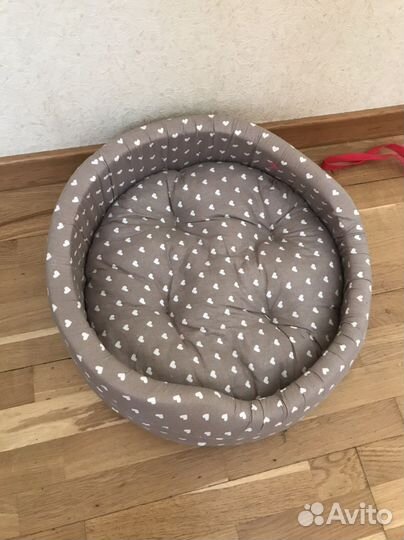 Лежанка для собак и кошек