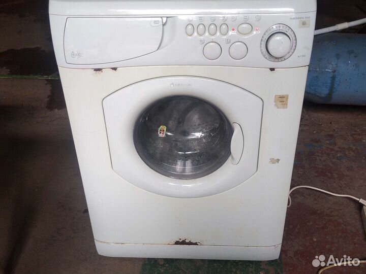 Стир. машина автомат Ariston с функцией сушки