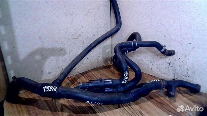 Патрубок радиатора Renault Scenic - 1 поколение ре