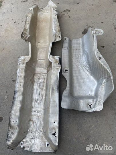 Экран тепловой Skoda Rapid 2