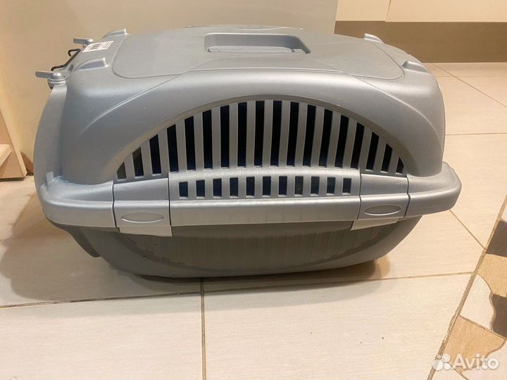 Переноска для животных пластиковая