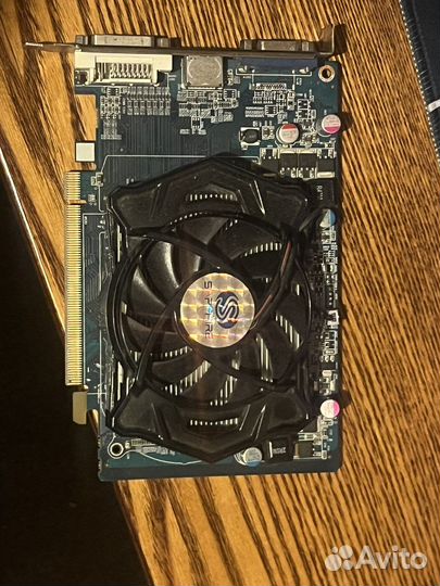 Видеокарта sapphire hd5670 1GB gddr3