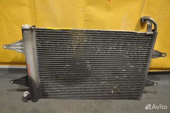 Радиатор кондиционера skoda fabia 5J2
