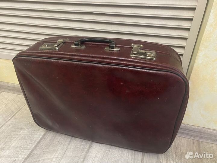 Чемодан времен СССР