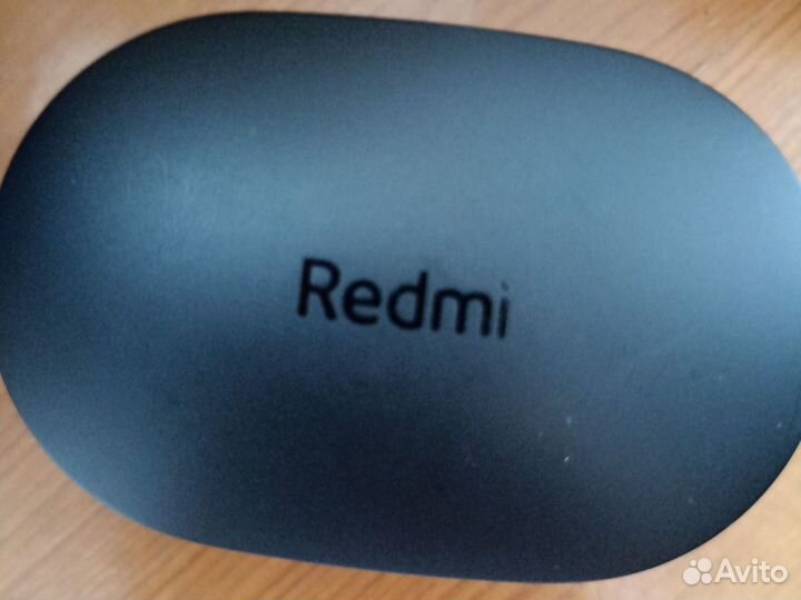 Зарядный кейс для беспроводных наушников redmi