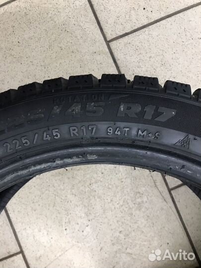 Formula Ice 225/45 R17 94T