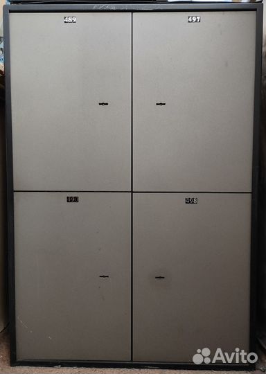 Блок депозитных ячеек, сейф