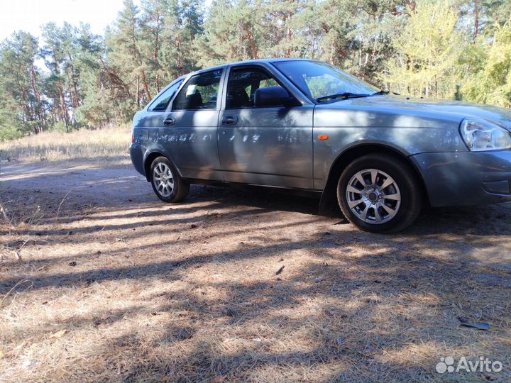 LADA Priora 1.6 МТ, 2010, 180 000 км