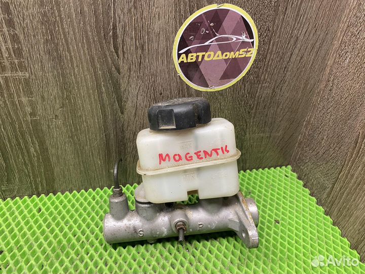 Главный тормозной цилиндр Kia Magentis