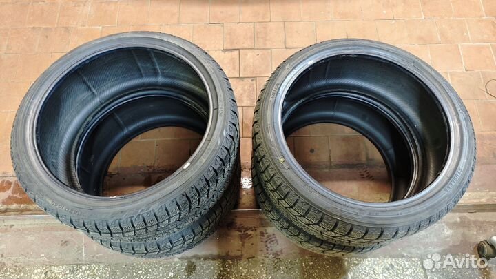 Yokohama Ice Guard IG60 225/40 R19 и 255/35 R19 93Q