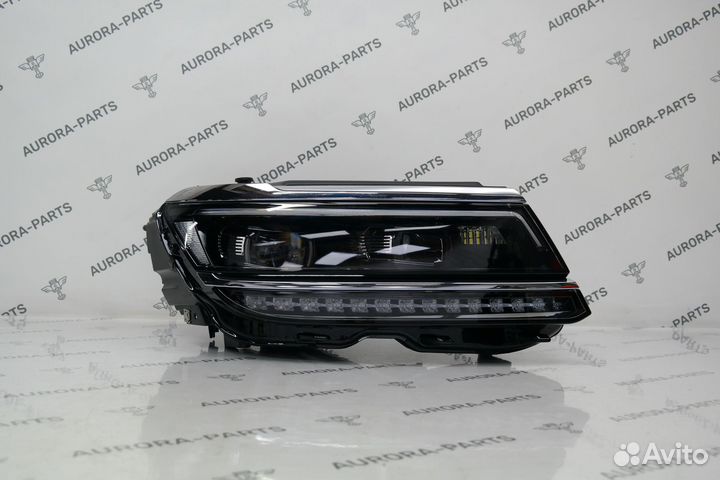 Фара Tiguan 2