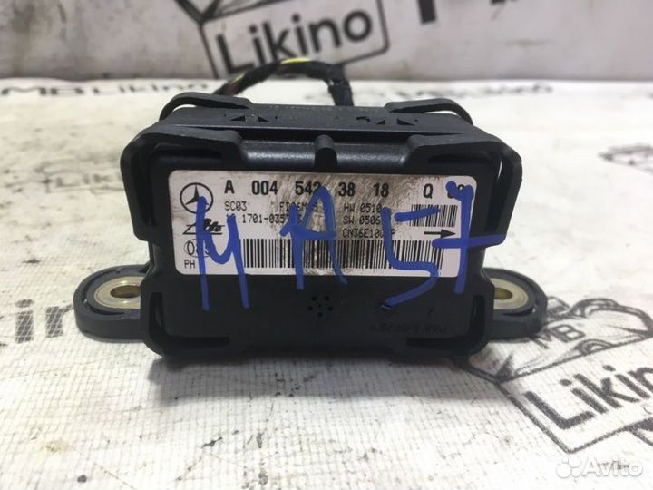 Датчик ускорения Mercedes R-Class W251