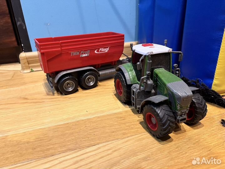 Трактор с прицепом игрушки