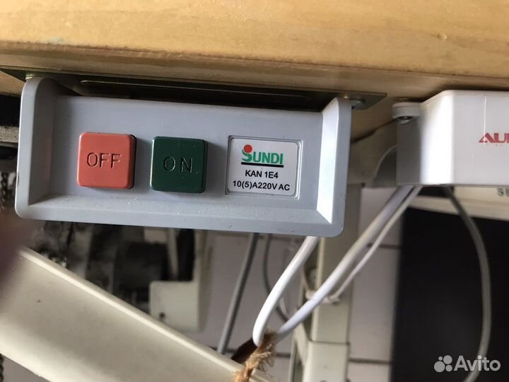 Оверлок Yamata промышленный 4хниточный