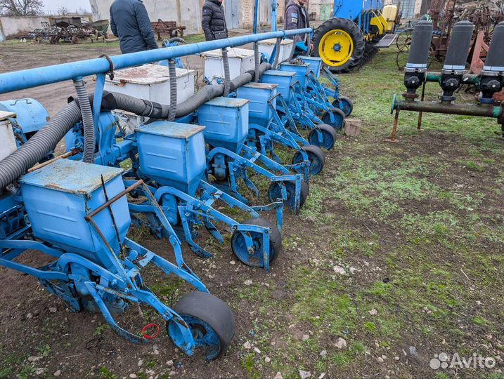 Сеялка для подсолнечника