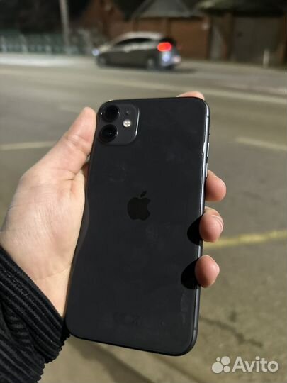 iPhone 11, 64 ГБ