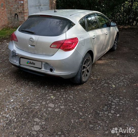 Opel Astra 1.6 МТ, 2013, 114 500 км