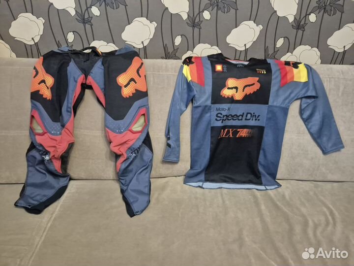 Продам велоформу bmx race Fox 360