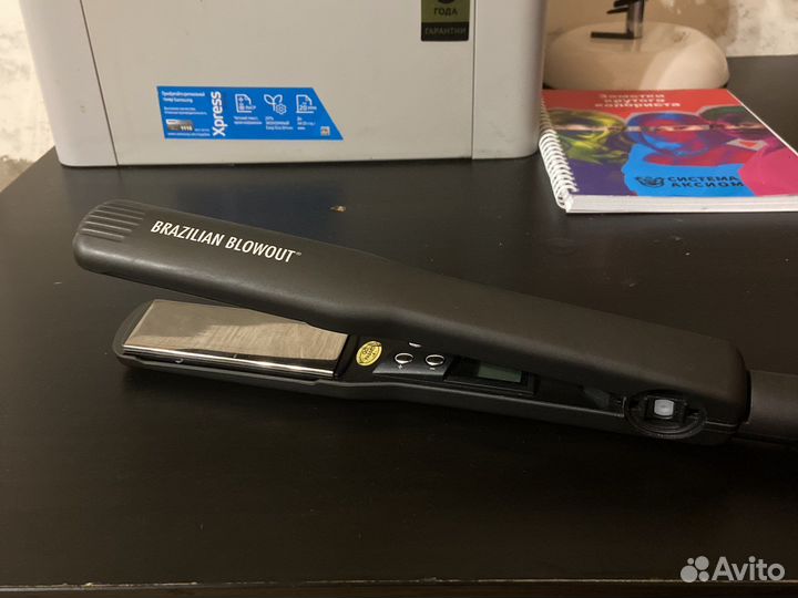 Выпрямитель для волос
