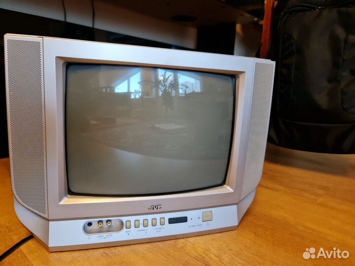 Телевизор jvc, диагональ 36