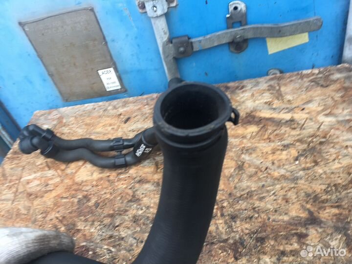 Патрубок радиатора Opel Astra J a16xer / a18xer