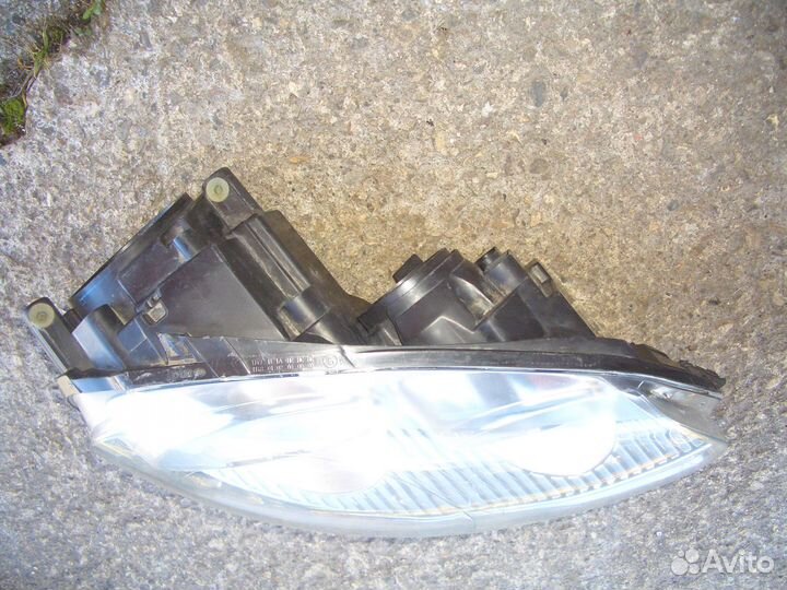 Фара правая Фольксваген Гольф с03