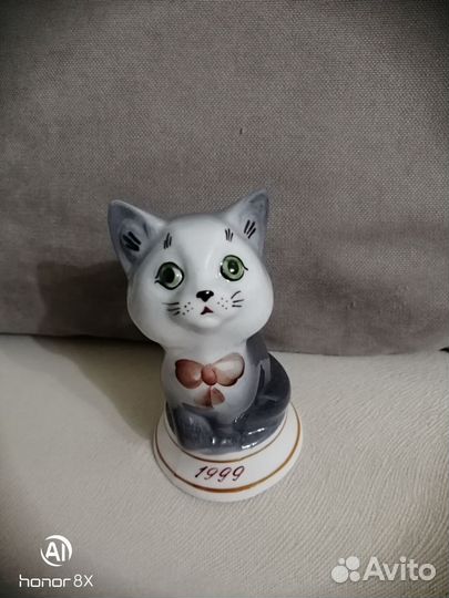 Фарфоровые фигуры