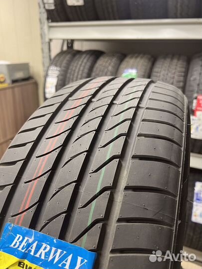 Bearway BW388 215/50 R17 128T