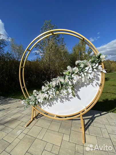 Свадебный декоратор