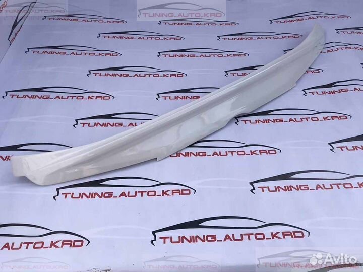 Спойлер под стекло Lexus LX 570, LX450d M1071