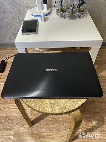 Медиа Asus 15.6/i5-4210U/SSD/Nvidia 820M