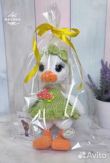 Вязаная игрушка амигуруми Гусь