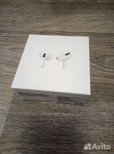 AirPods Pro + чехол бесплатно