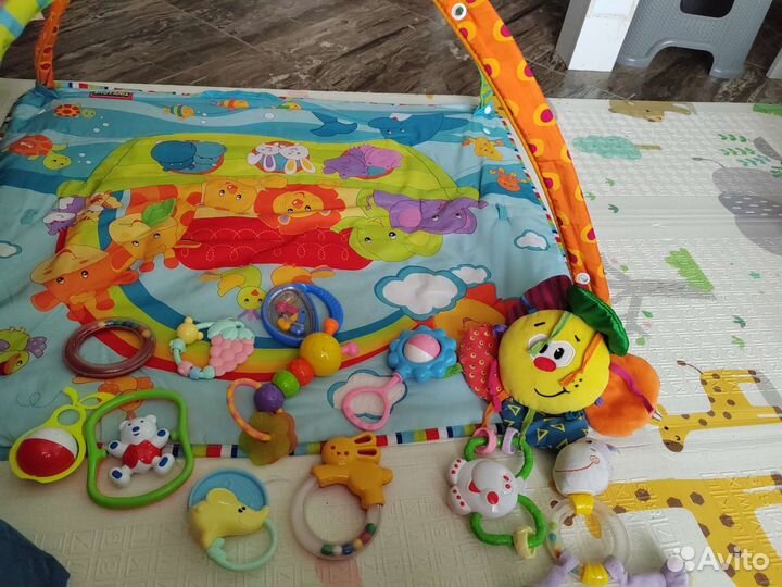 Развивающий коврик
