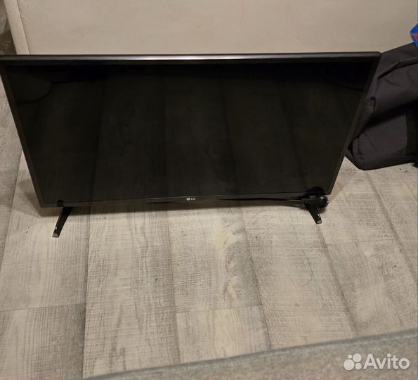 Телевизор LG 32